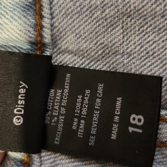 Disney Encanto Mirabel Mom Jeans Plus Size Womens size 18 - Picture 13 of 13